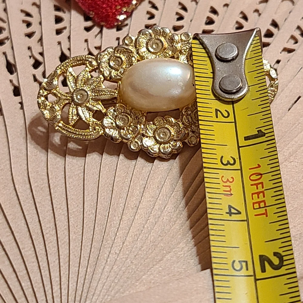 Unique Vintage Gold and Cream Brooch